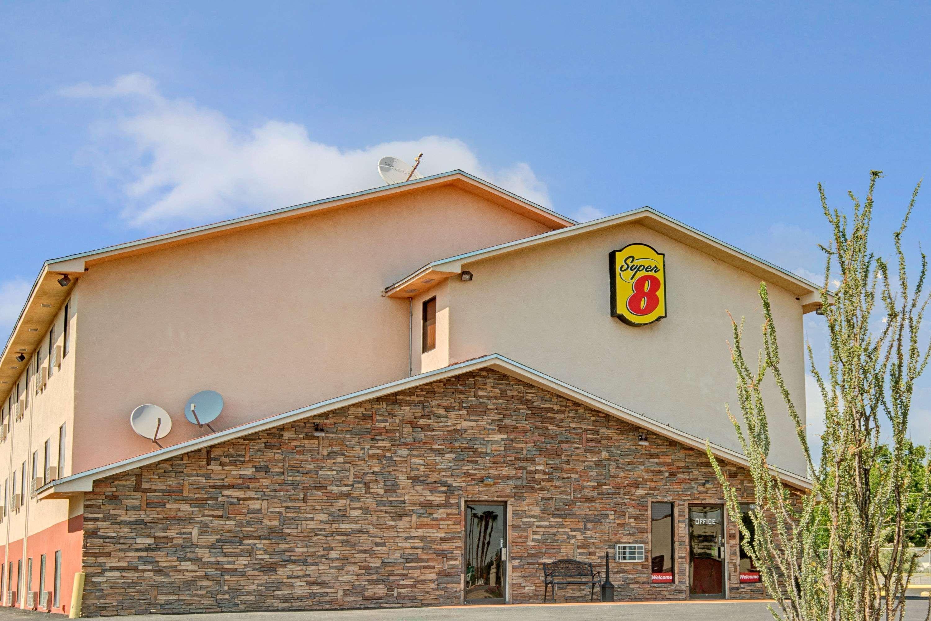 Super 8 By Wyndham Las Cruces University Area Eksteriør bilde